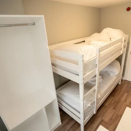 Talbot Street Guest House-3